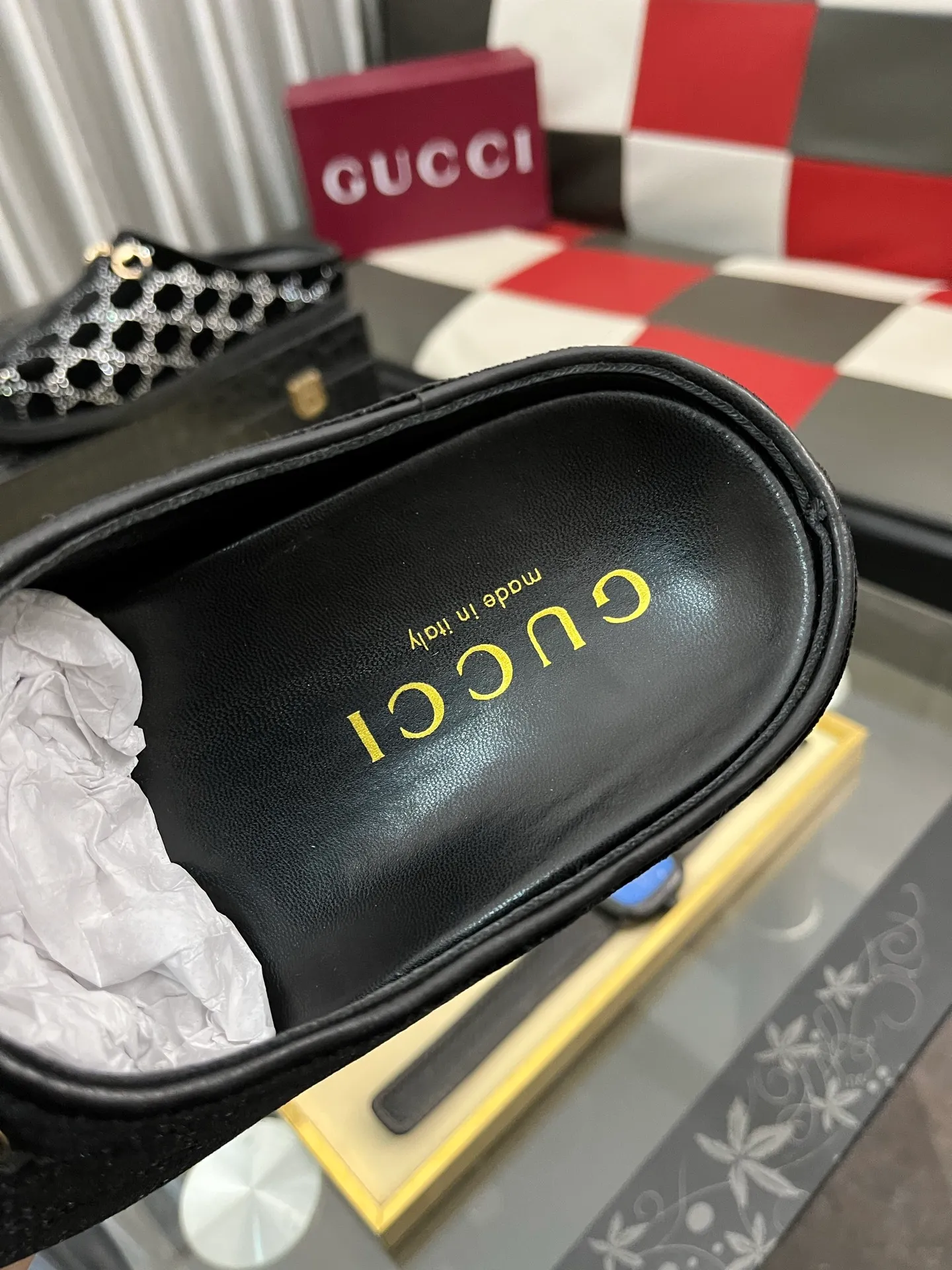 Ex-factory price: 460⌚️⌚️[Gucci] 2025 new season half-slip men's shoes, made of Italian imported first-layer frosted cowhide➕sheepskin lining, original hardware buckle, original combination of wear-resistant outsole, real shot 🎬 very comfortable on the feet, 4️⃣ colors available in sizes 38-44